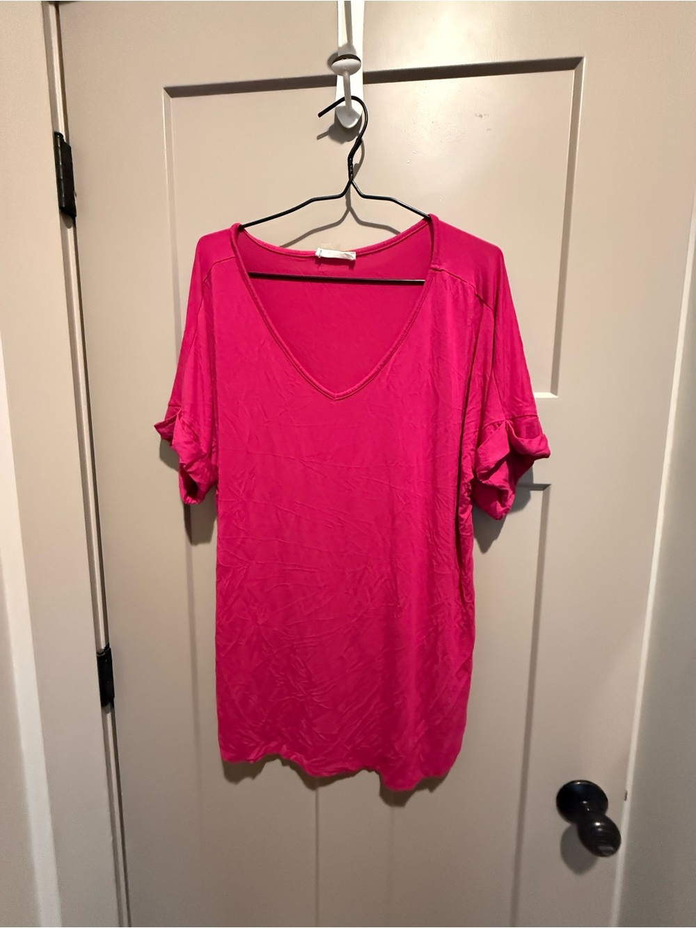 Zenana Outfitters Hot Pink V-Neck Short Sleeve Tee